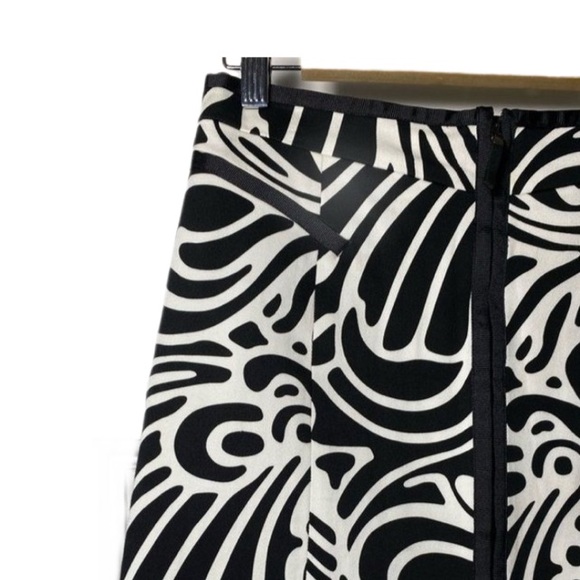 Etcetera Black and White Printed Zip Front Skirt Size 4 - Picture 2 of 3